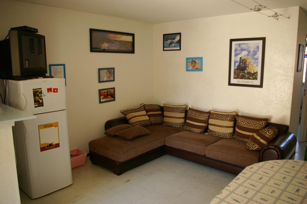 Lewindy Barcares Terrasse Confort Calme Fibre Velos Bord Proximite Lydia Coudalere Le Barcarès